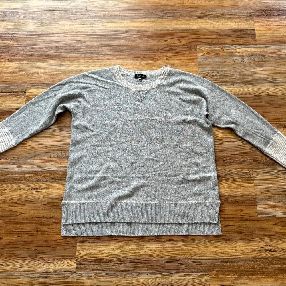 Forte‎ Cashmere Crewneck Sweater L/G Gray Crop Cozy Minimalist Neutral Capsule